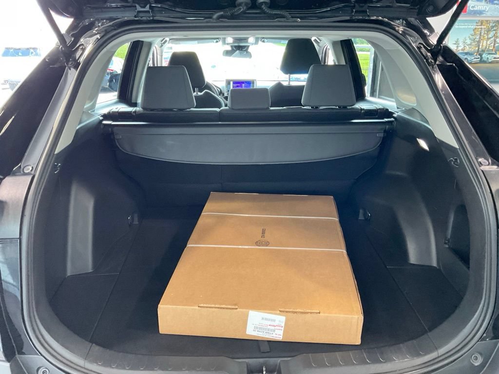 Certified 2025 Toyota RAV4 XLE FWD image 21