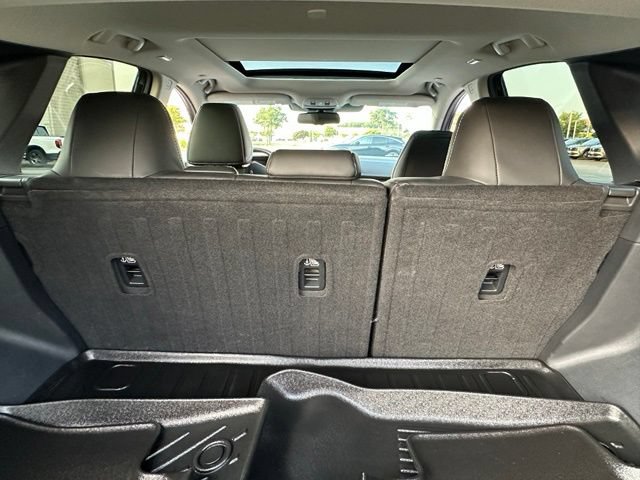 Certified 2025 Nissan Murano SL AWD/4WD image 16