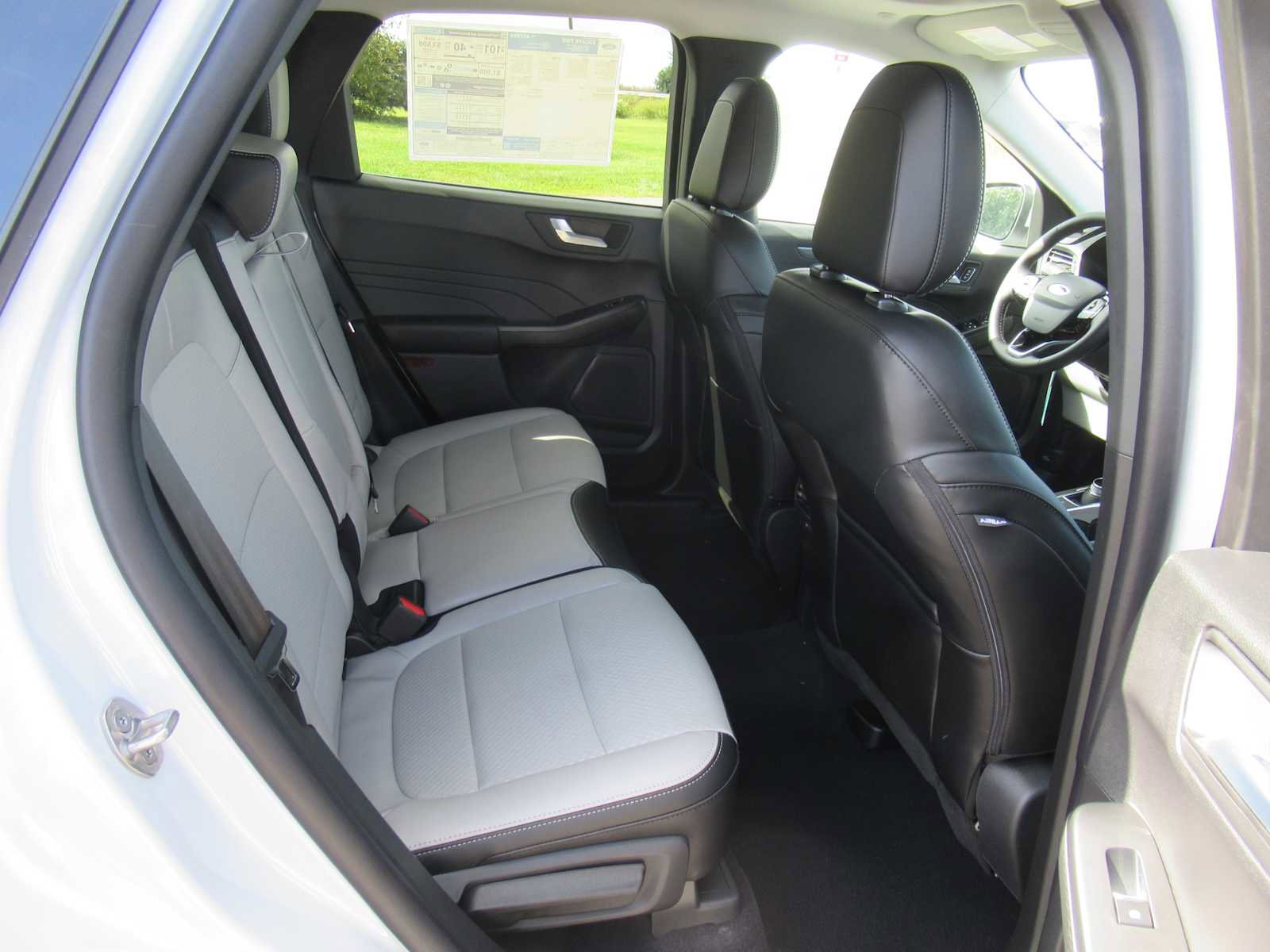 New 2026 Ford Escape SE FWD image 12