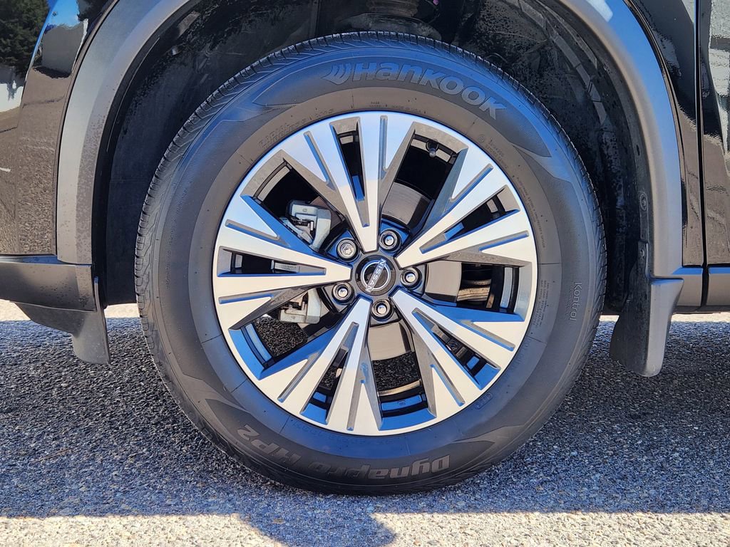 Used 2023 Nissan Rogue SV image 8