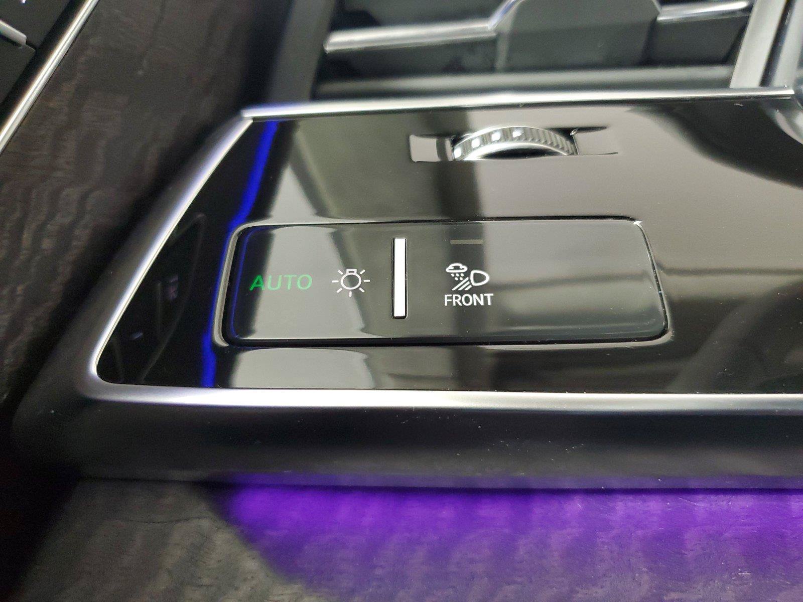 Used 2019 Audi Q8 Prestige AWD/4WD image 36