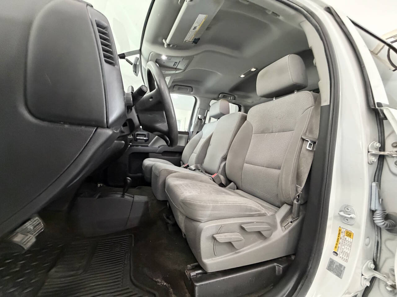 Used 2016 Chevrolet Silverado 1500 Custom w/ Custom Convenience Package AWD/4WD image 25