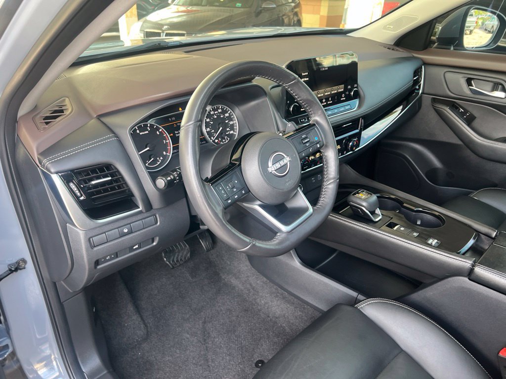 Used 2022 Nissan Rogue SL w/ SL Premium Package FWD image 6