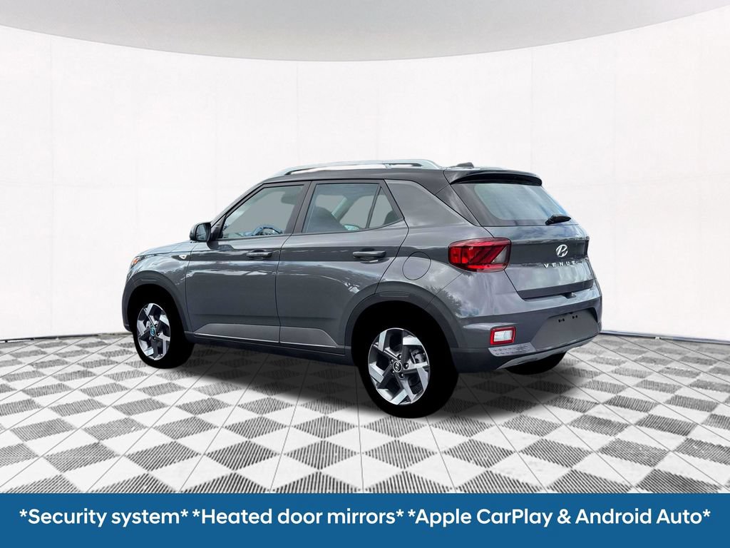 New 2026 Hyundai Venue SEL FWD image 7