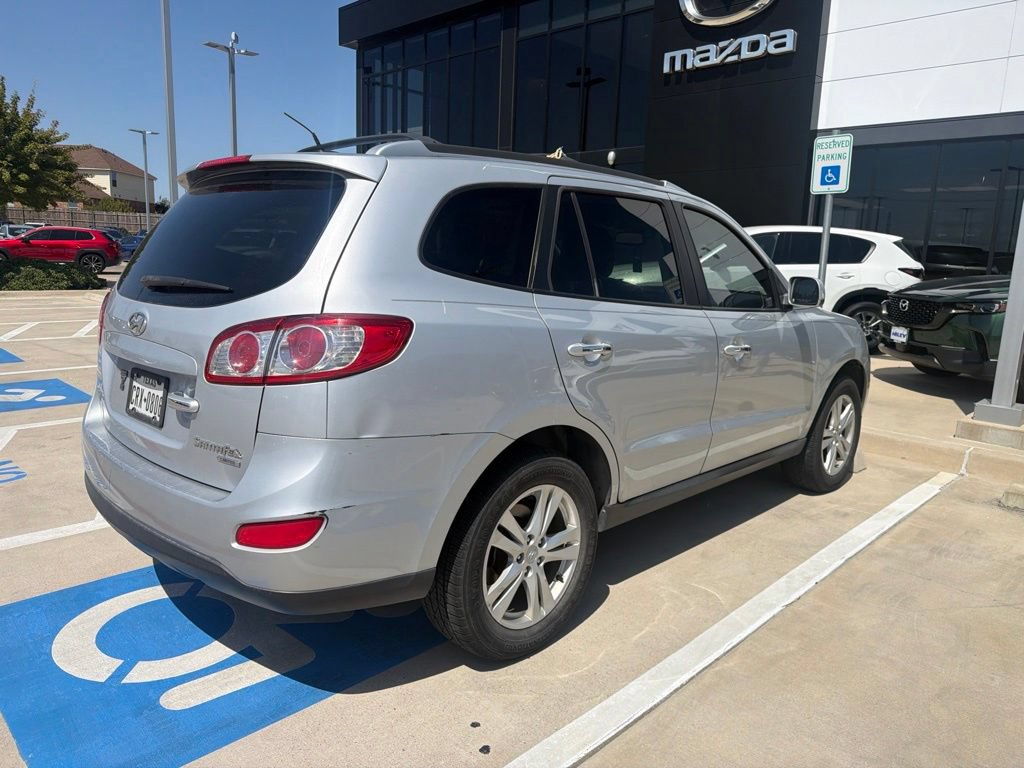 Used 2010 Hyundai Santa Fe Limited FWD image 9
