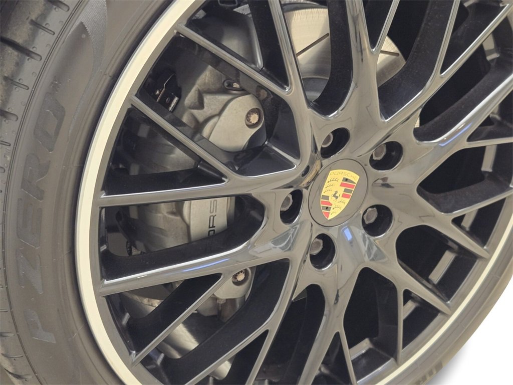 Used 2018 Porsche Panamera 4S Executive w/ Sportdesign Package image 13