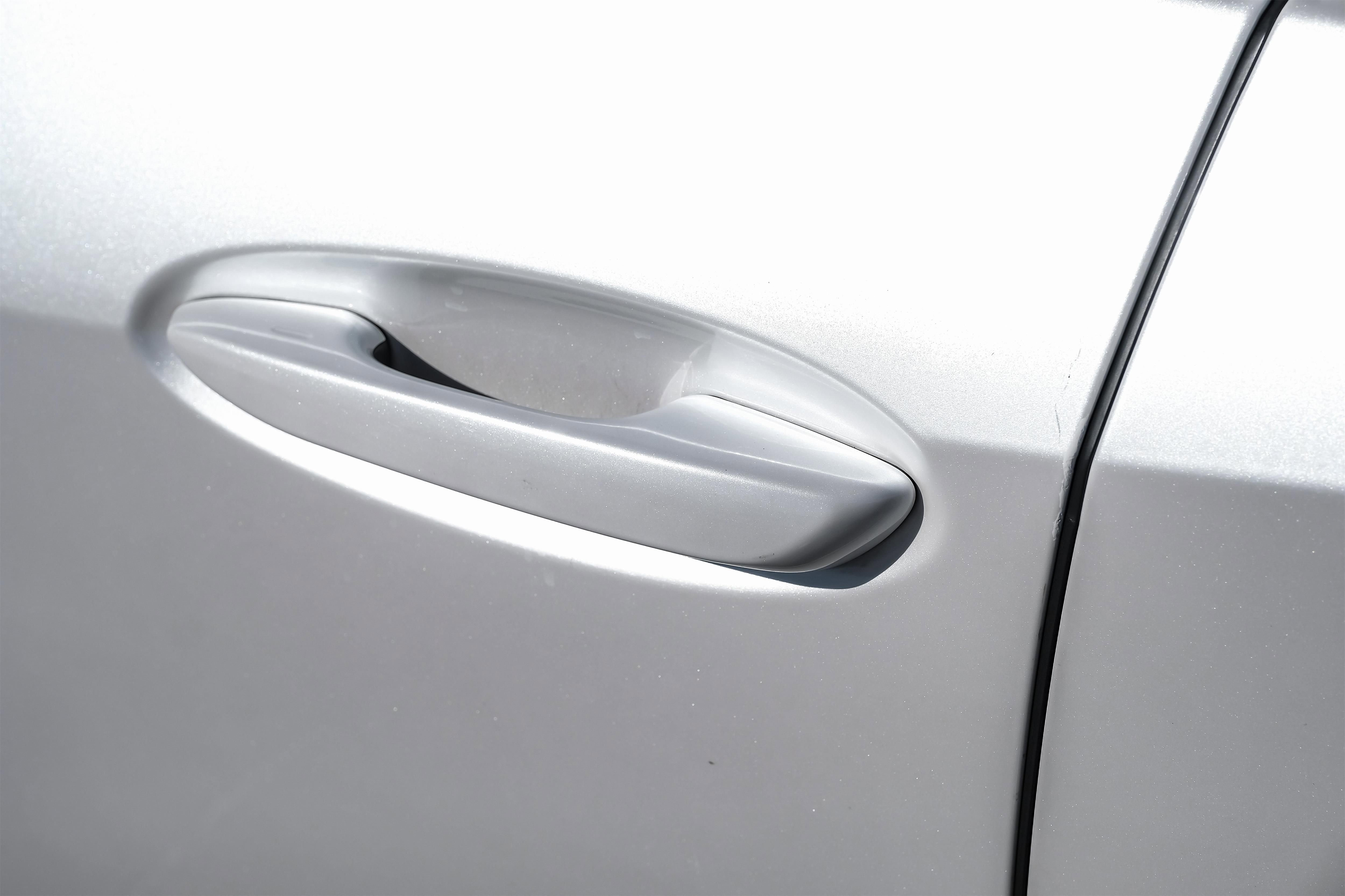 Used 2021 Lexus UX 250h w/ Premium Package image 41