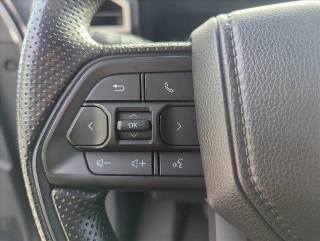 Used 2025 Toyota Tacoma SR5 image 15