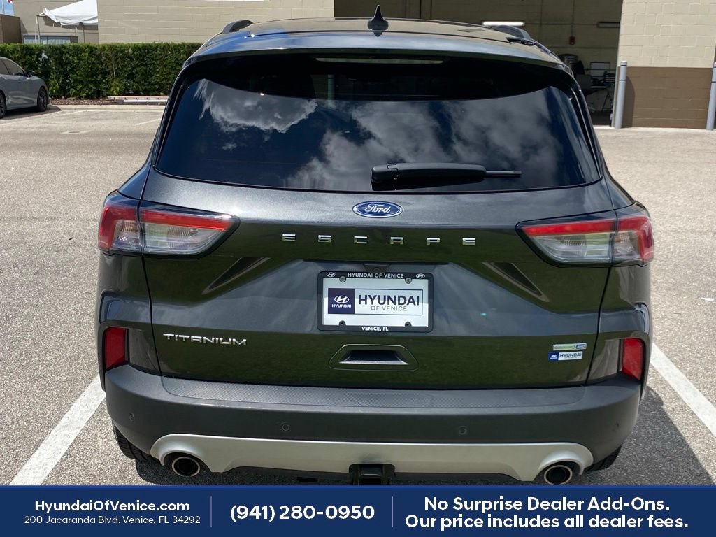 Used 2020 Ford Escape Titanium w/ Titanium Premium Package 2.0 AWD/4WD image 34