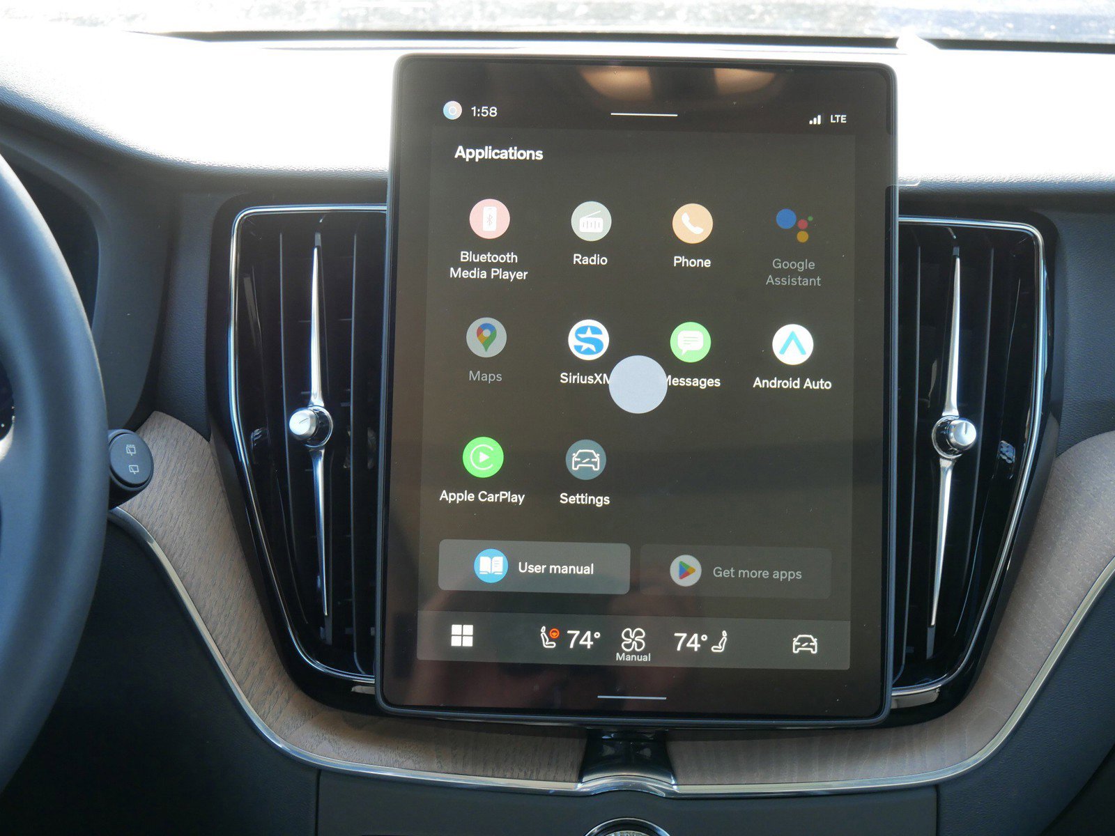 New 2026 Volvo XC60 T8 Plus w/ Climate Package image 8