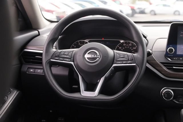 Certified 2024 Nissan Altima 2.5 SV FWD image 23