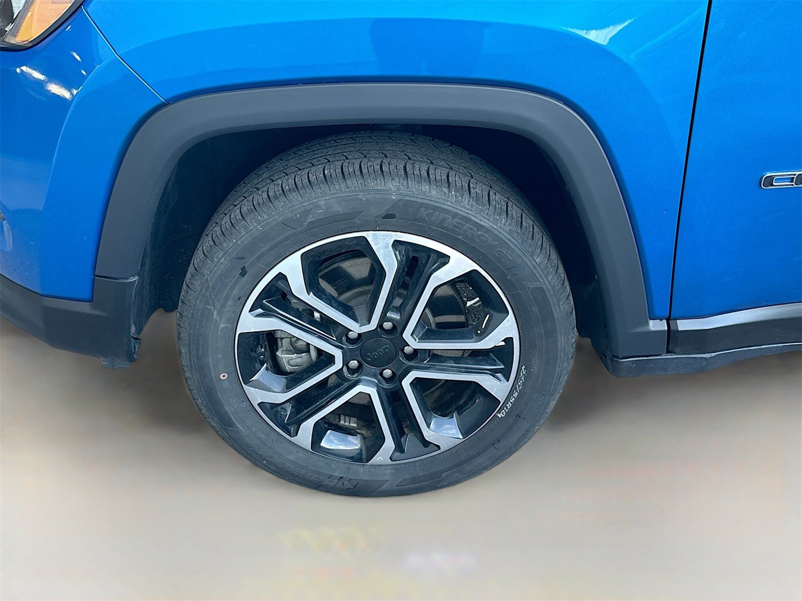 Used 2024 Jeep Compass Limited image 31