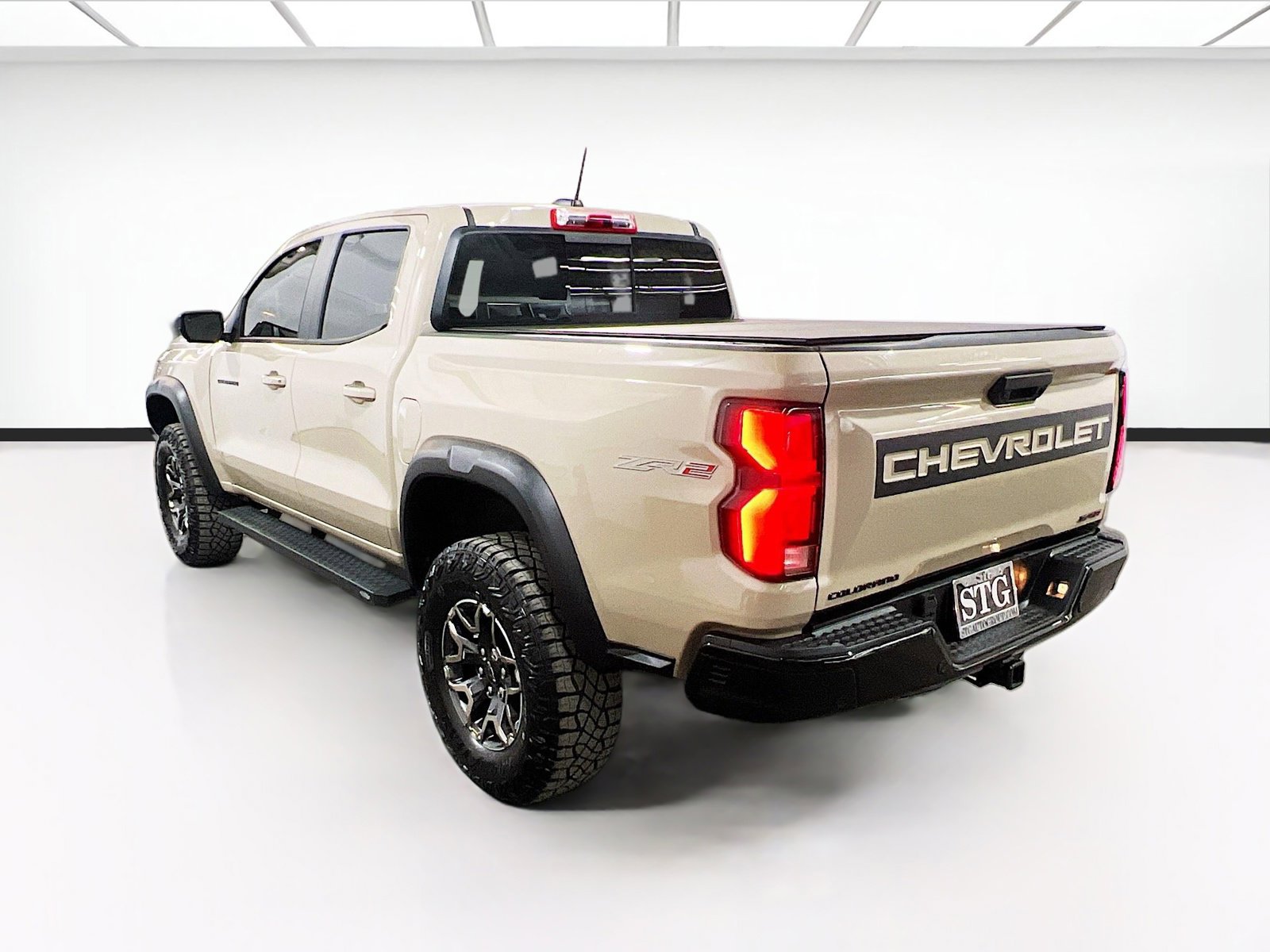Used 2024 Chevrolet Colorado ZR2 w/ Technology Package image 6
