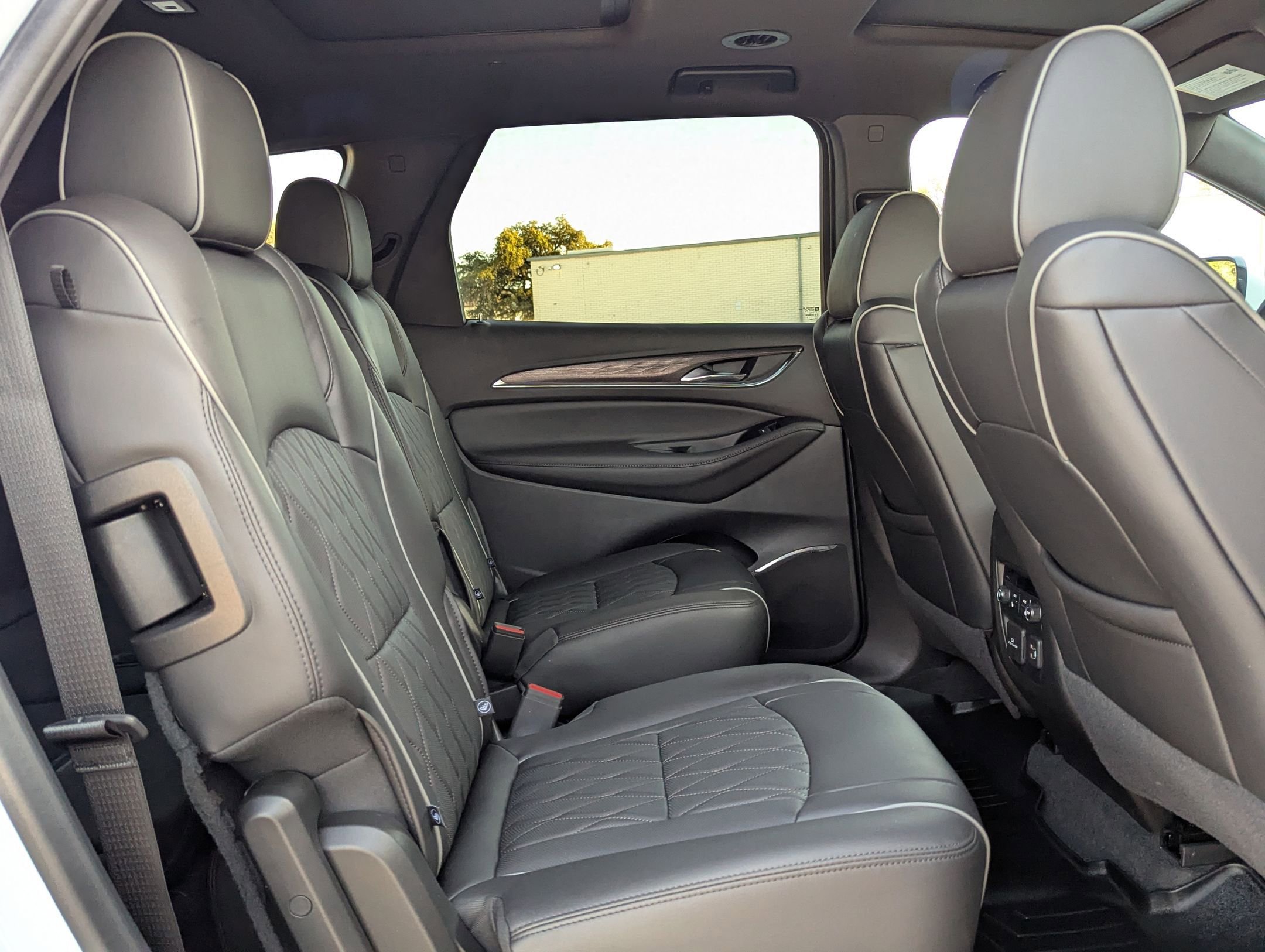 Used 2024 Buick Enclave Avenir w/ Avenir Technology Package FWD image 26