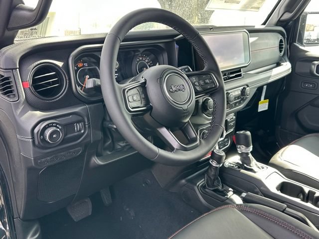 New 2026 Jeep Wrangler Unlimited Rubicon w/ Whitecap Package AWD/4WD image 23