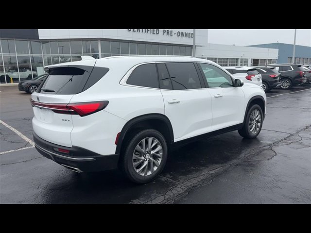 Used 2025 Buick Enclave Preferred w/ LPO, Floor Liner Package image 8