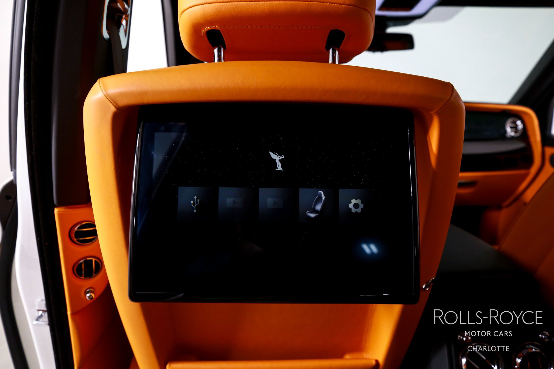 Certified 2025 Rolls-Royce Cullinan image 20