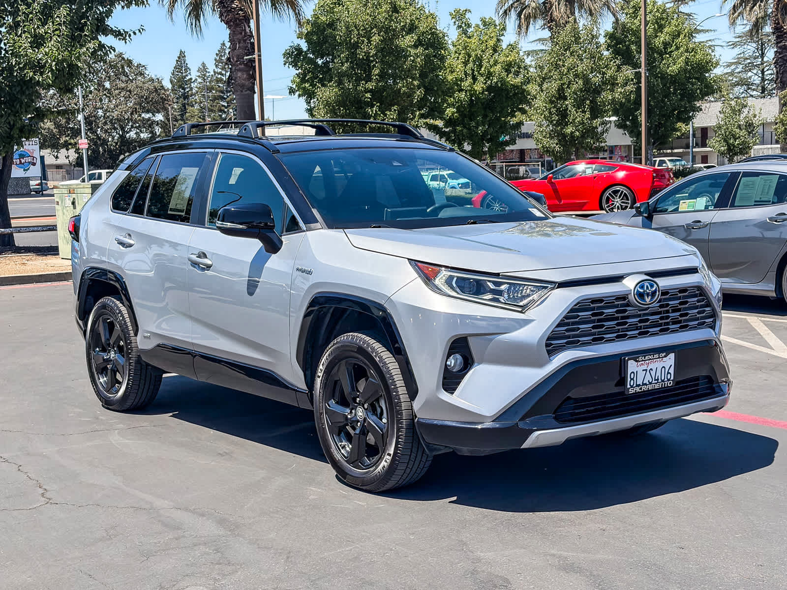 Used 2019 Toyota RAV4 XSE w/ XSE Weather Package AWD/4WD image 5