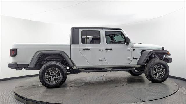 Used 2022 Jeep Gladiator Sport w/ Trailer Tow Package AWD/4WD image 9