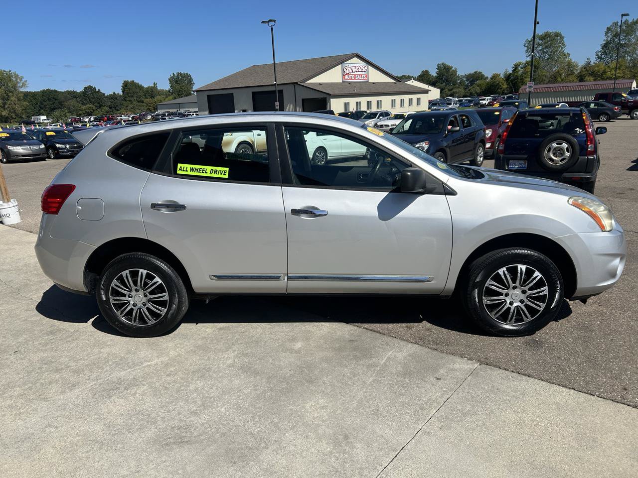 Used 2013 Nissan Rogue S AWD/4WD image 4