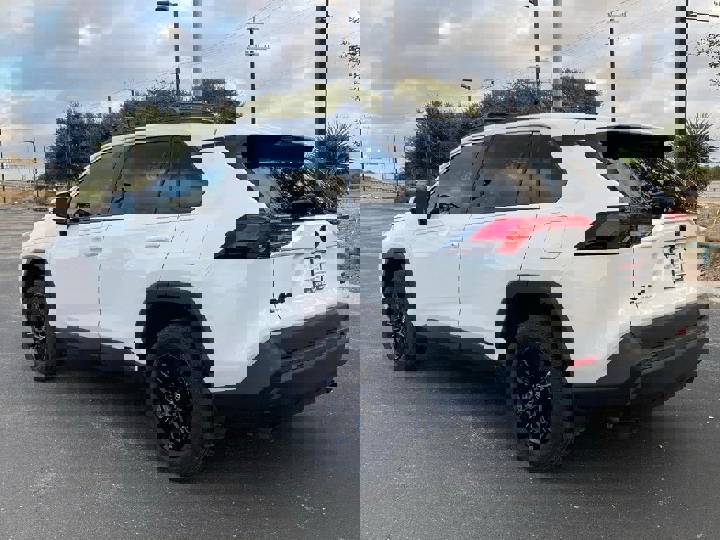 Certified 2024 Toyota RAV4 XLE image 7