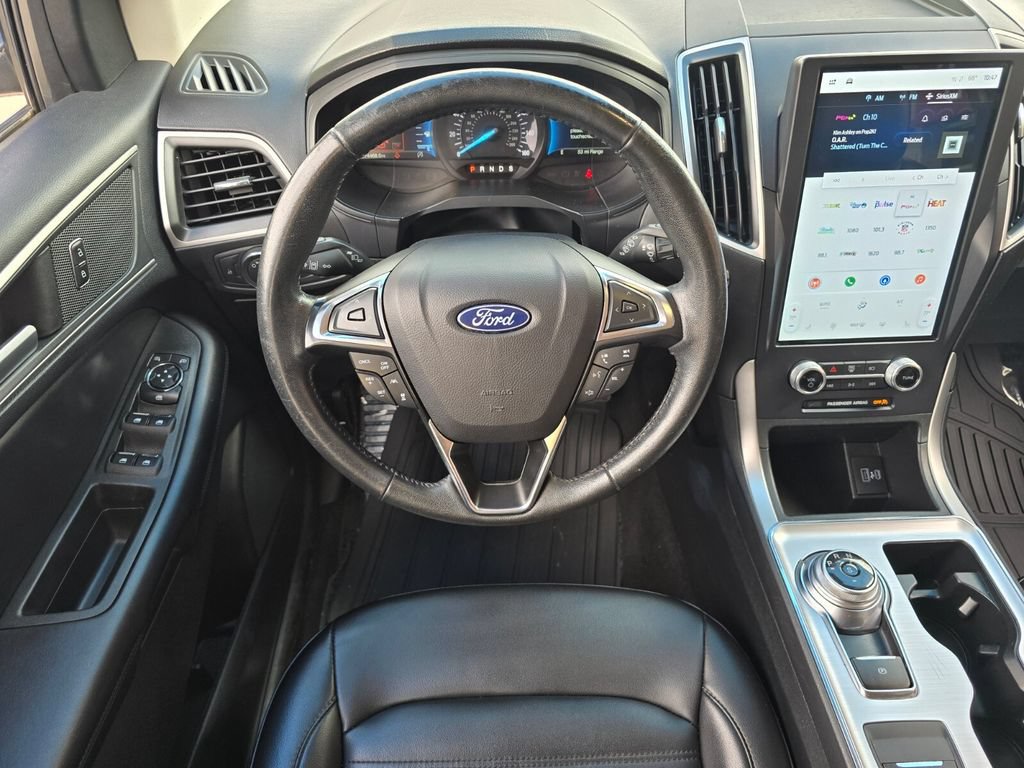 Used 2022 Ford Edge SEL AWD/4WD image 13
