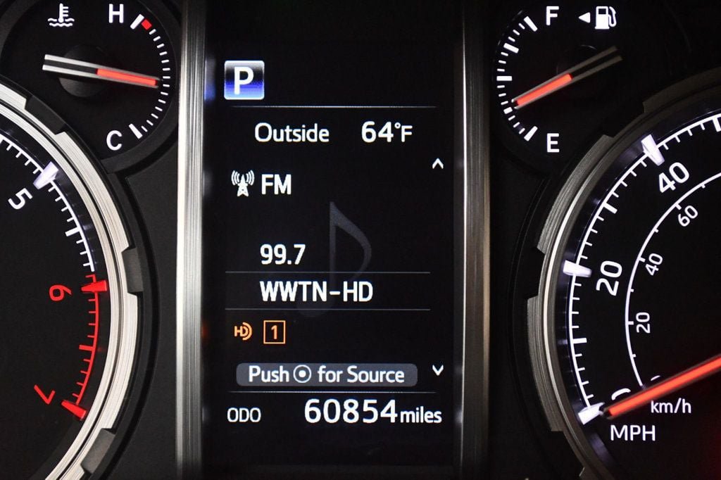 Used 2020 Toyota 4Runner Limited AWD/4WD image 56