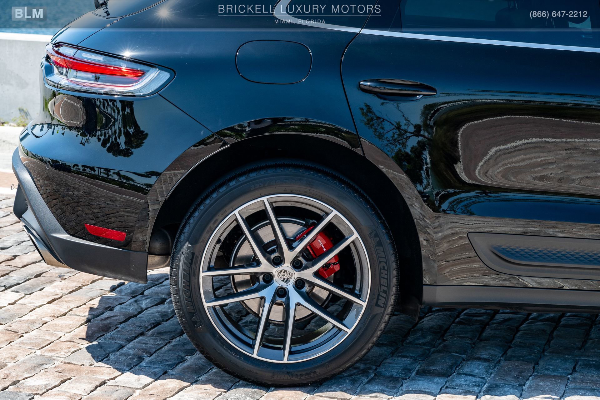 Used 2022 Porsche Macan S AWD/4WD image 44