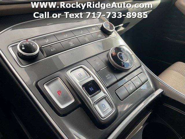 Used 2022 Hyundai Santa Fe SEL image 11