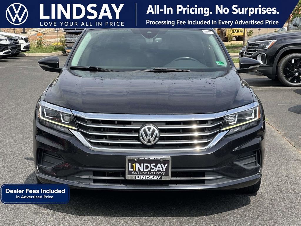 Used 2021 Volkswagen Passat 2.0T SE FWD image 3