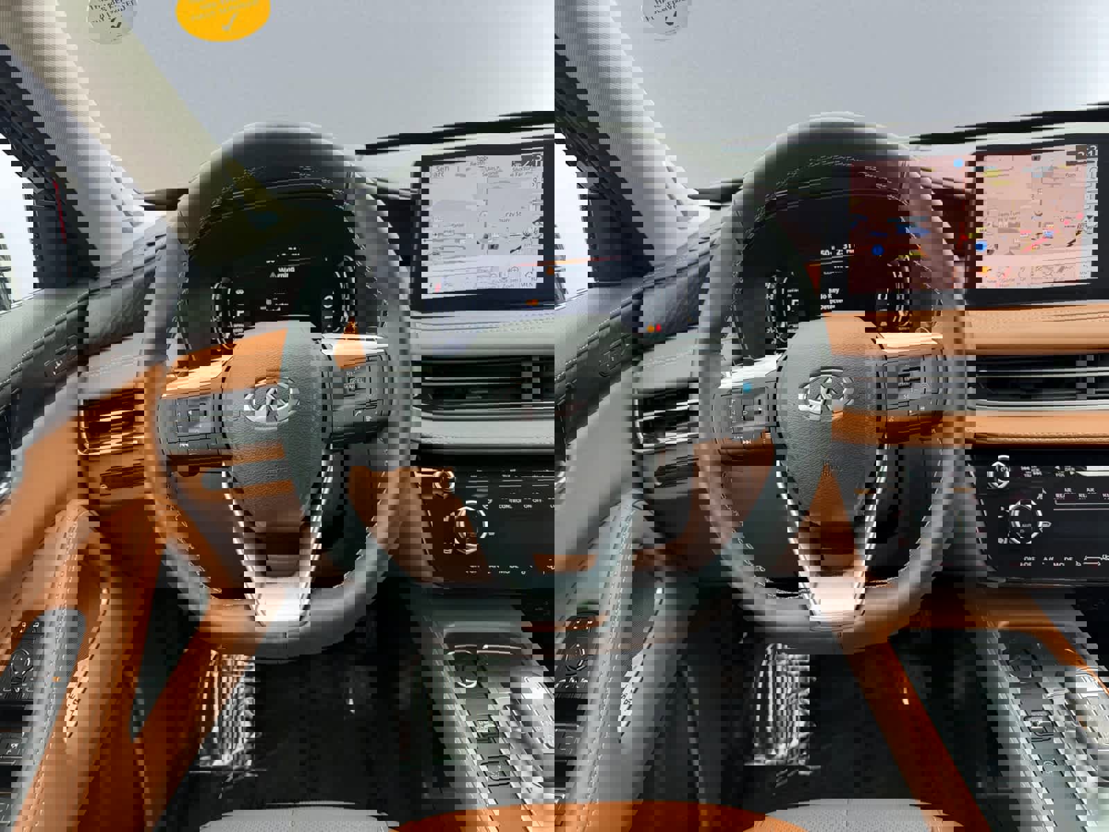 Used 2024 INFINITI QX60 Sensory image 17