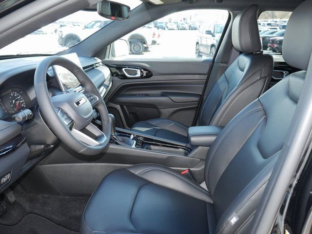 New 2026 Jeep Compass Limited image 2