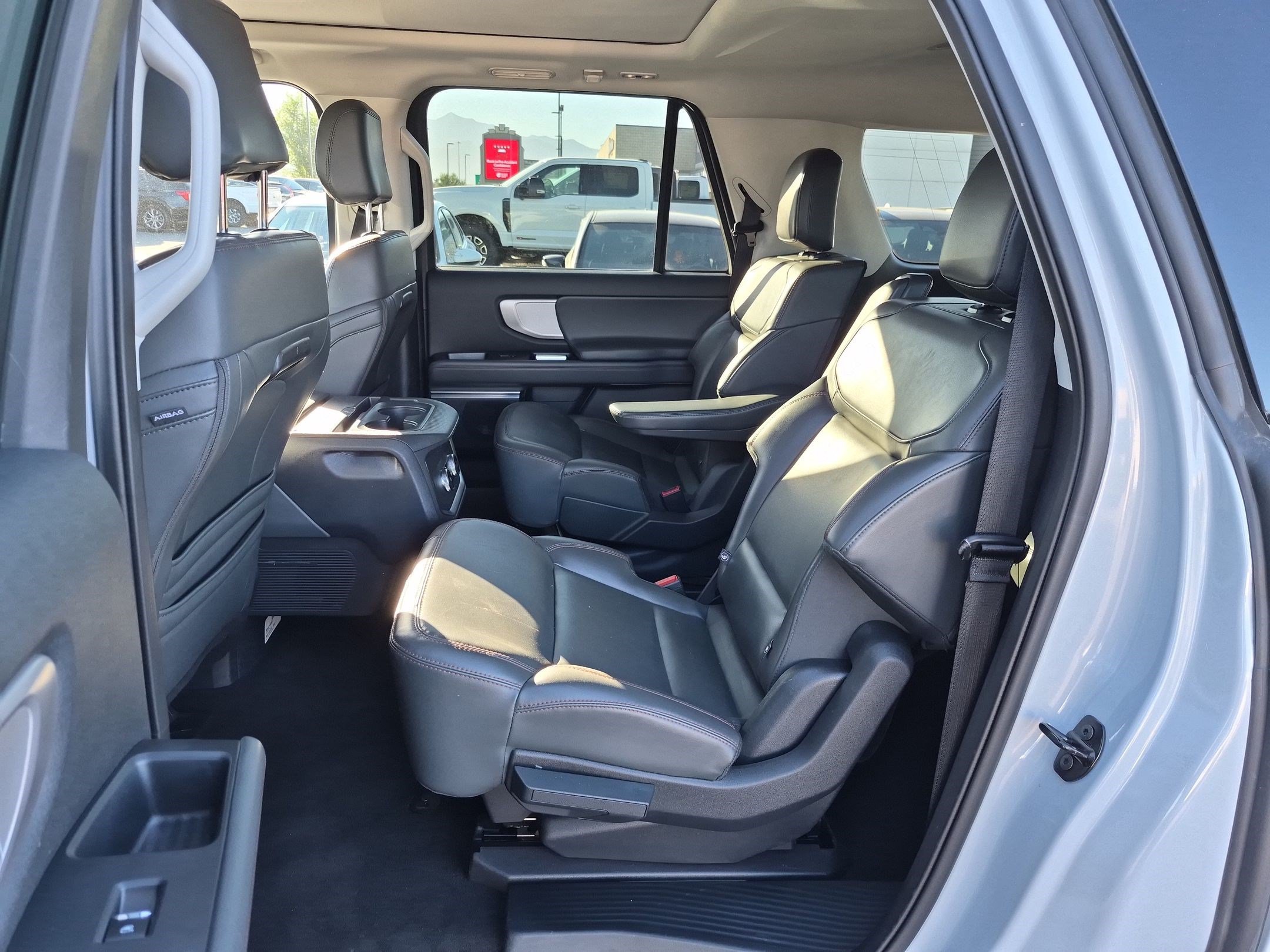 Used 2025 Ford Expedition Max Active AWD/4WD image 31