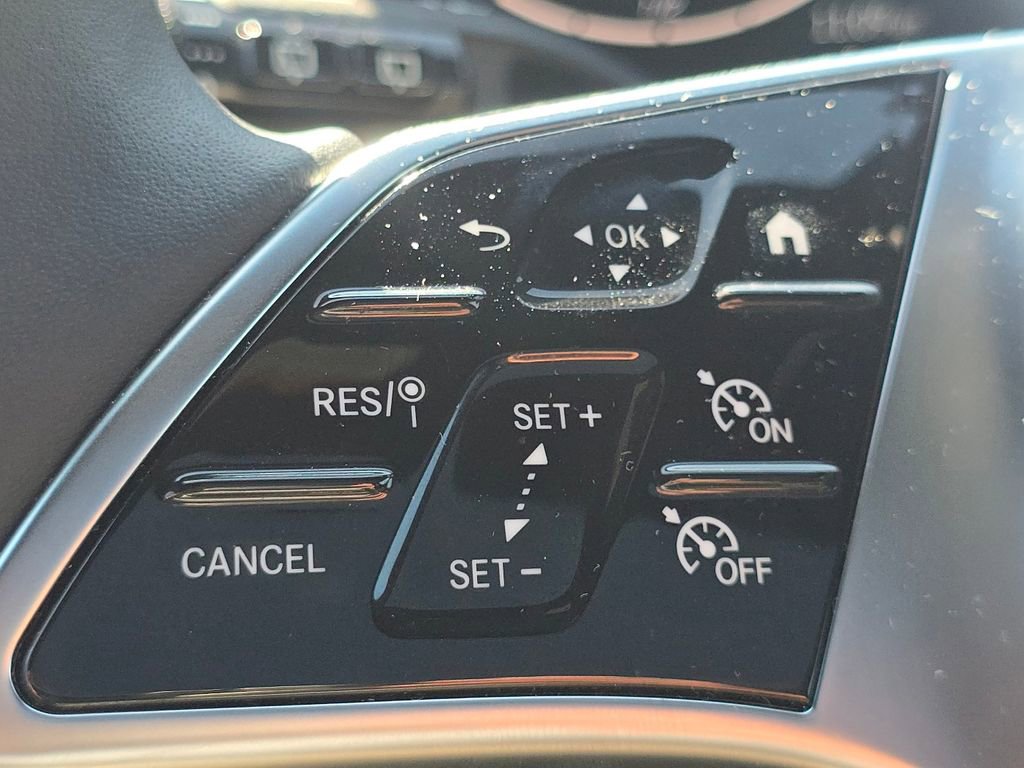 Used 2026 Mercedes-Benz GLC 300 4MATIC image 33