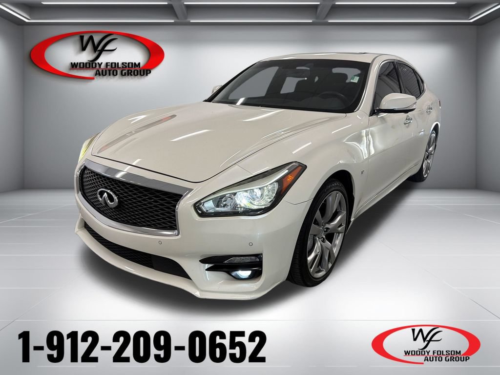 Used 2019 INFINITI Q70 Luxe w/ Sport Package