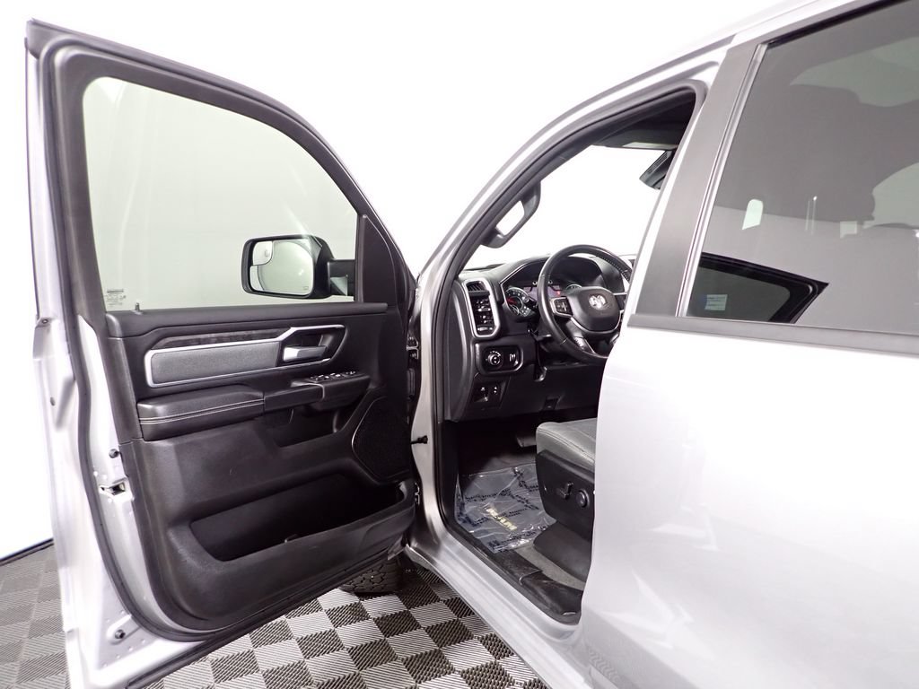 Used 2022 RAM 1500 Big Horn AWD/4WD image 16