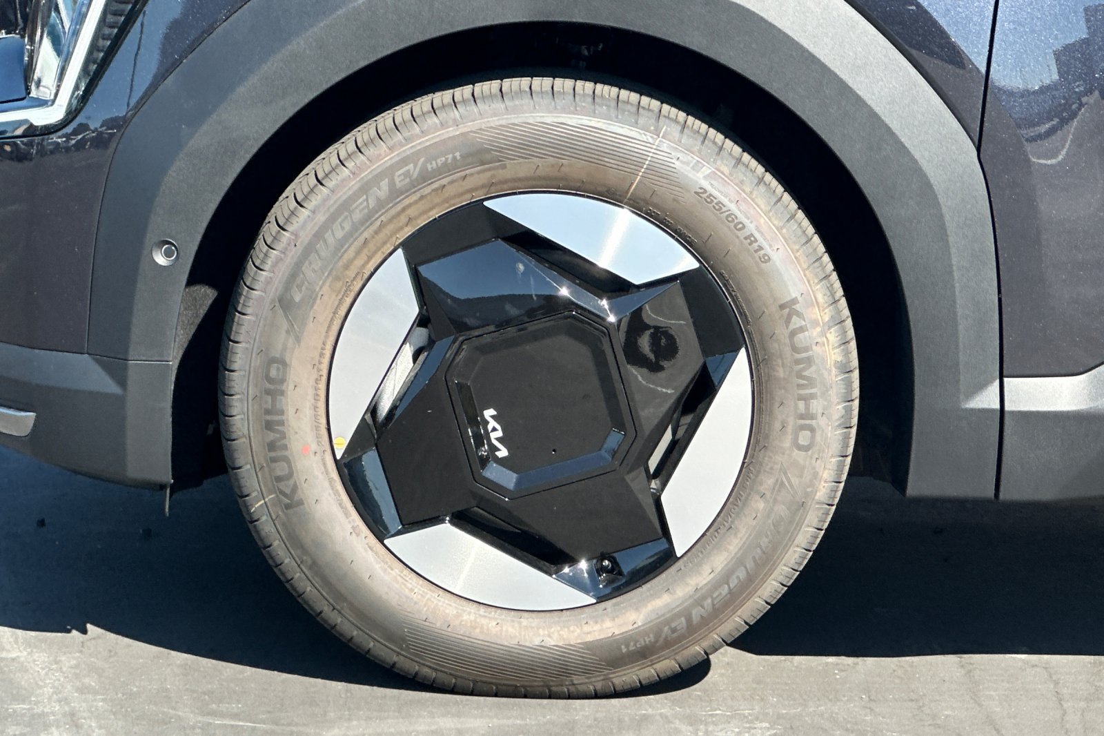 New 2026 Kia EV9 Wind AWD/4WD image 25