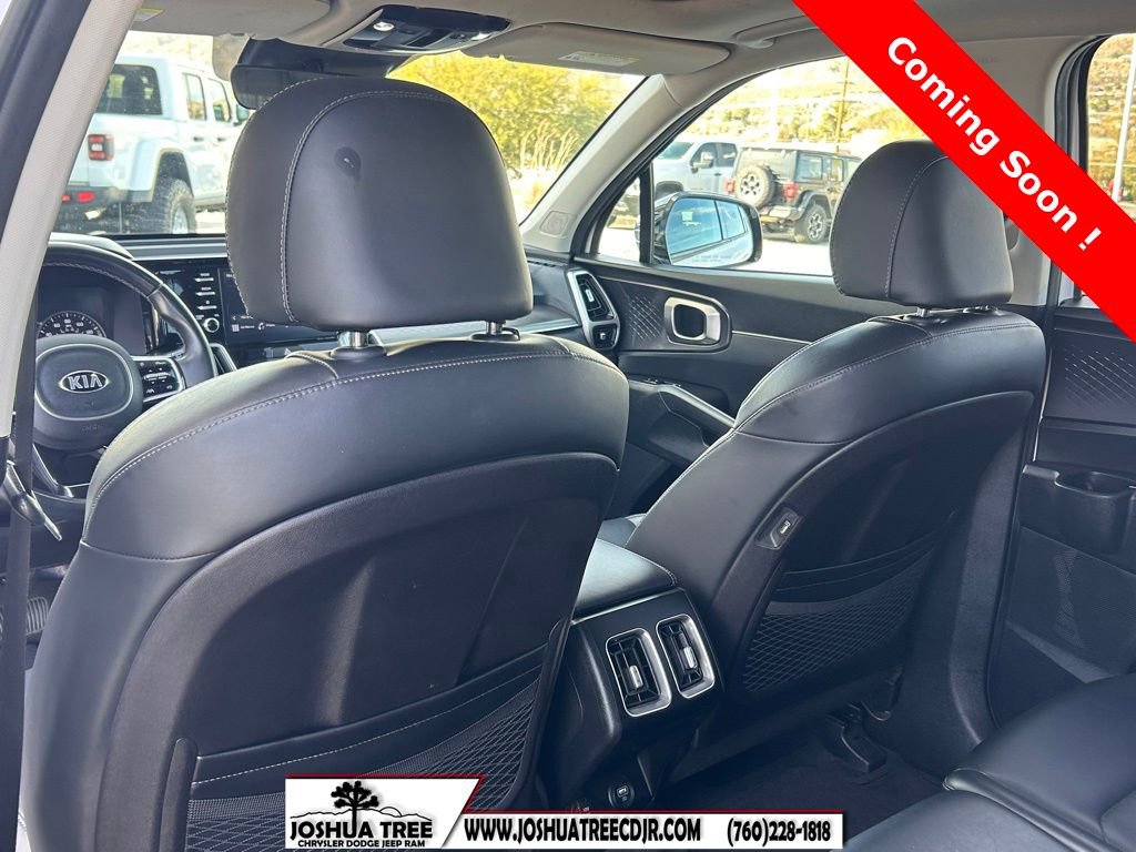Used 2021 Kia Sorento S w/ Panoramic Sunroof Package image 14