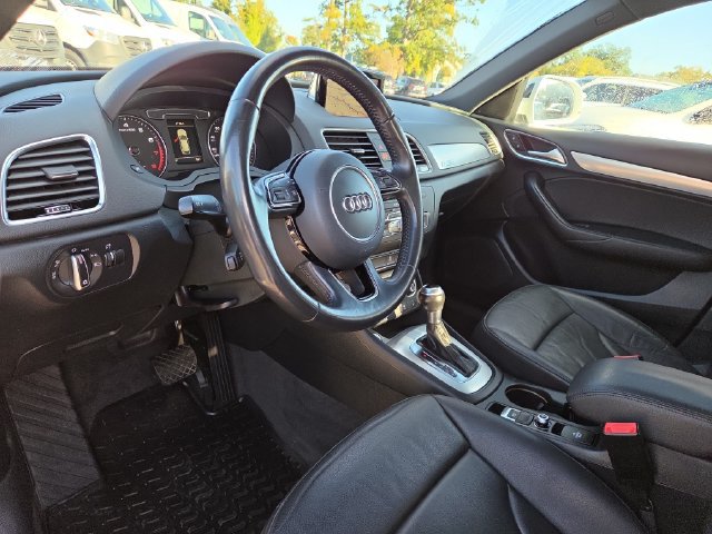 Used 2017 Audi Q3 2.0T Premium Plus w/ Premium Plus Package AWD/4WD image 24