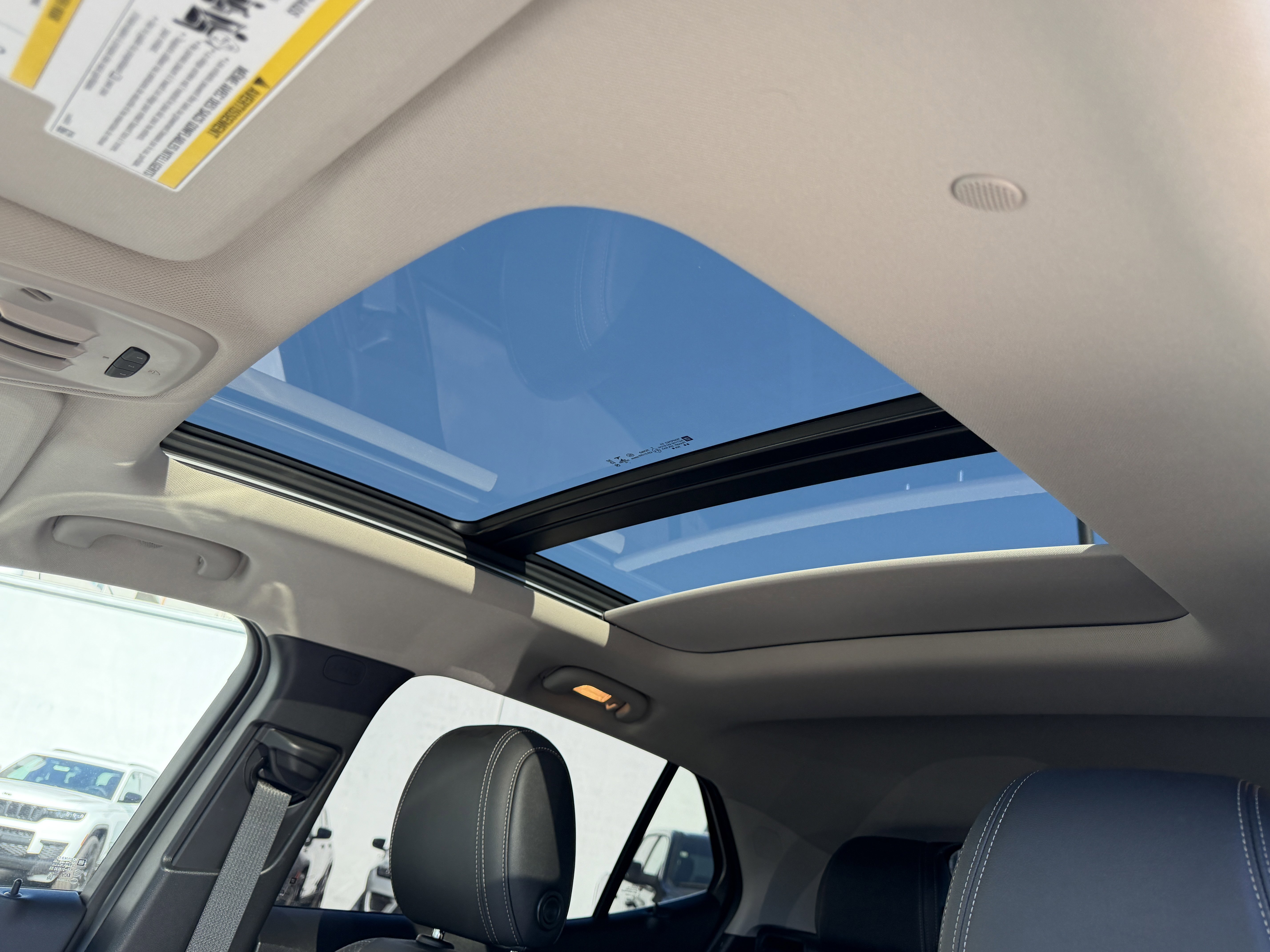 Used 2023 Buick Encore GX Essence w/ Experience Buick Package image 22