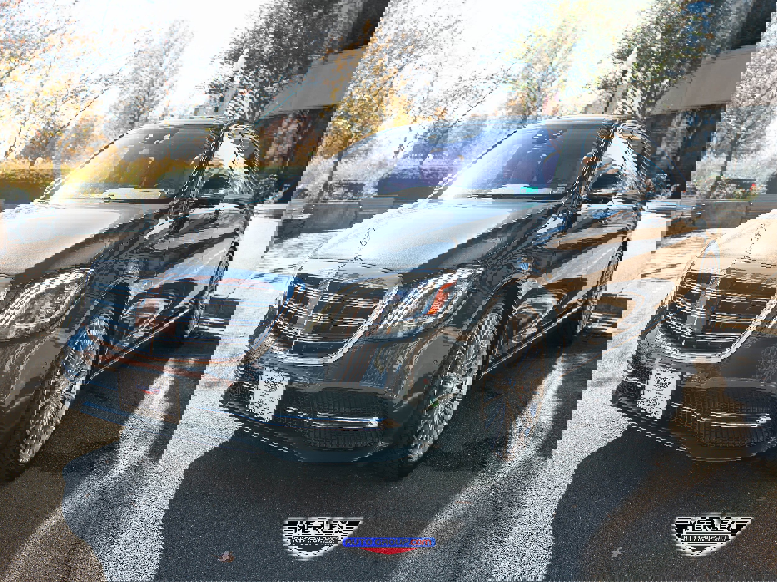 Used 2019 Mercedes-Benz S 560 4MATIC Sedan w/ Premium Package image 3