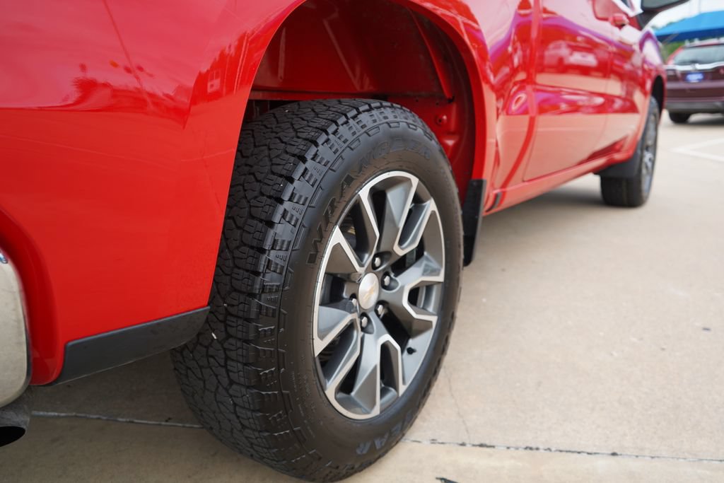 Used 2023 Chevrolet Silverado 1500 LT AWD/4WD image 8