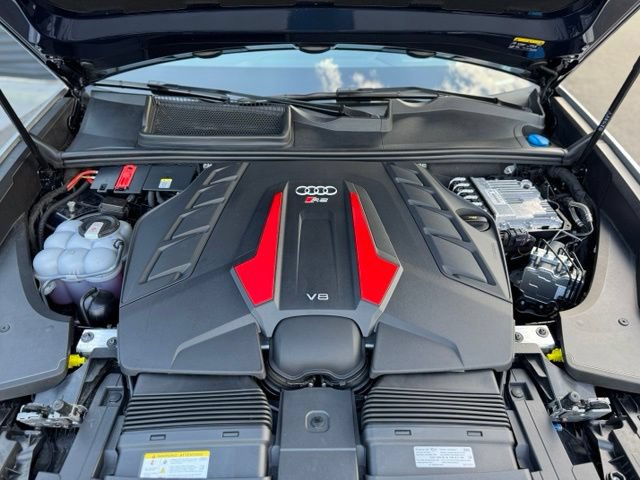 Used 2026 Audi RS Q8 performance AWD/4WD image 36