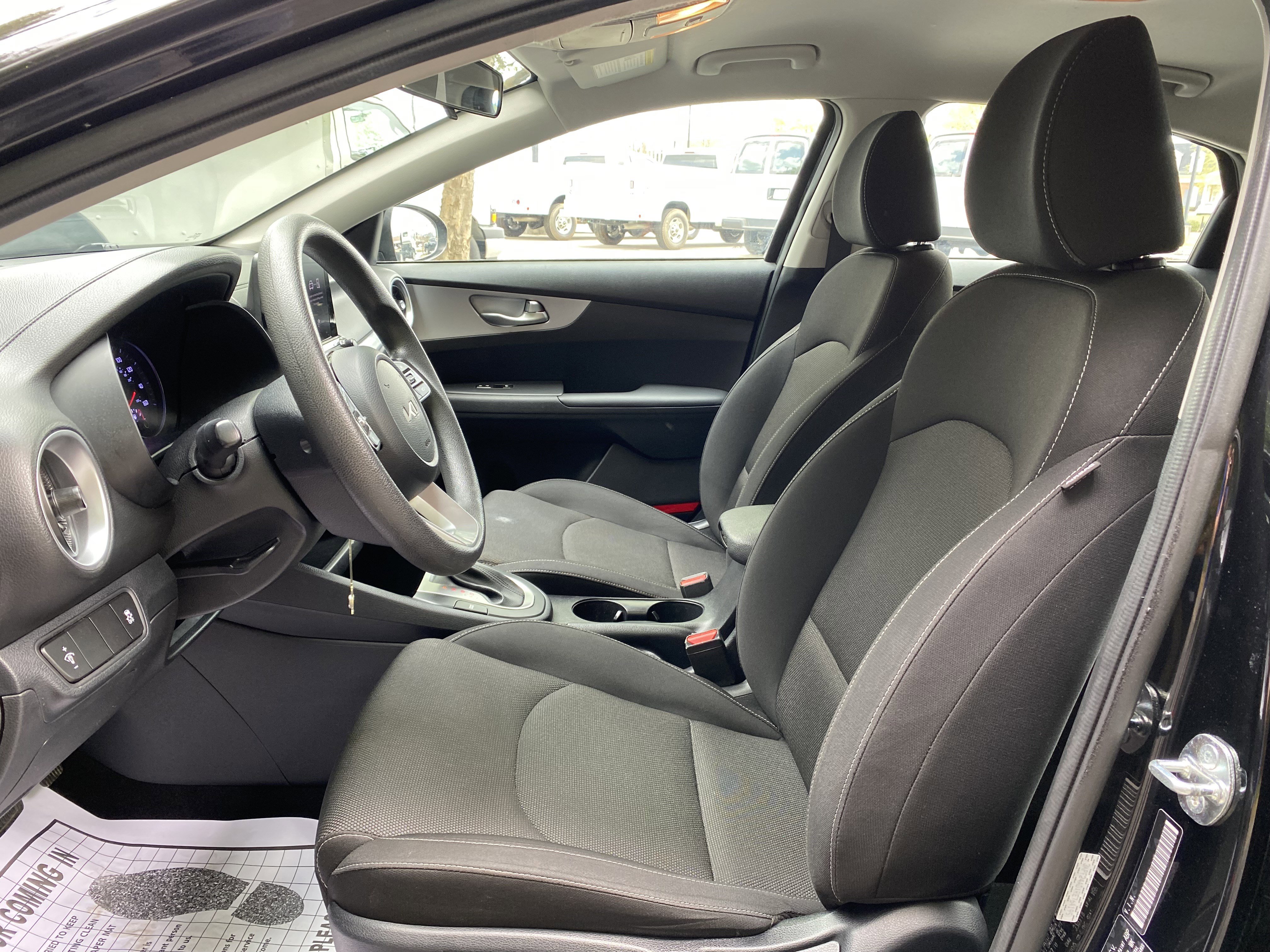 Used 2024 Kia Forte LXS image 15