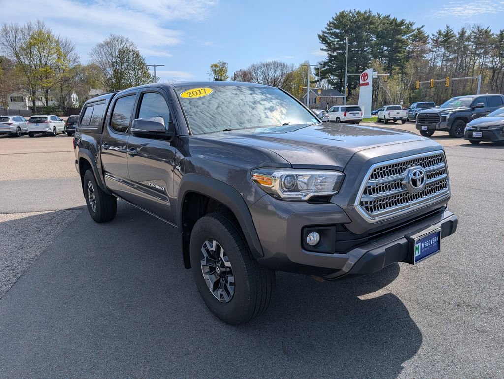 Used 2017 Toyota Tacoma TRD Off-Road w/ Tow Package AWD/4WD image 7