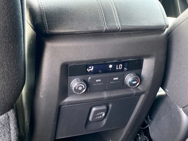 Certified 2023 Chevrolet Traverse LT AWD/4WD image 19
