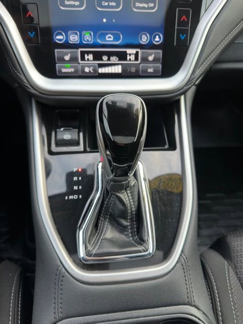 Used 2024 Subaru Outback Premium w/ Popular Package #1A image 14