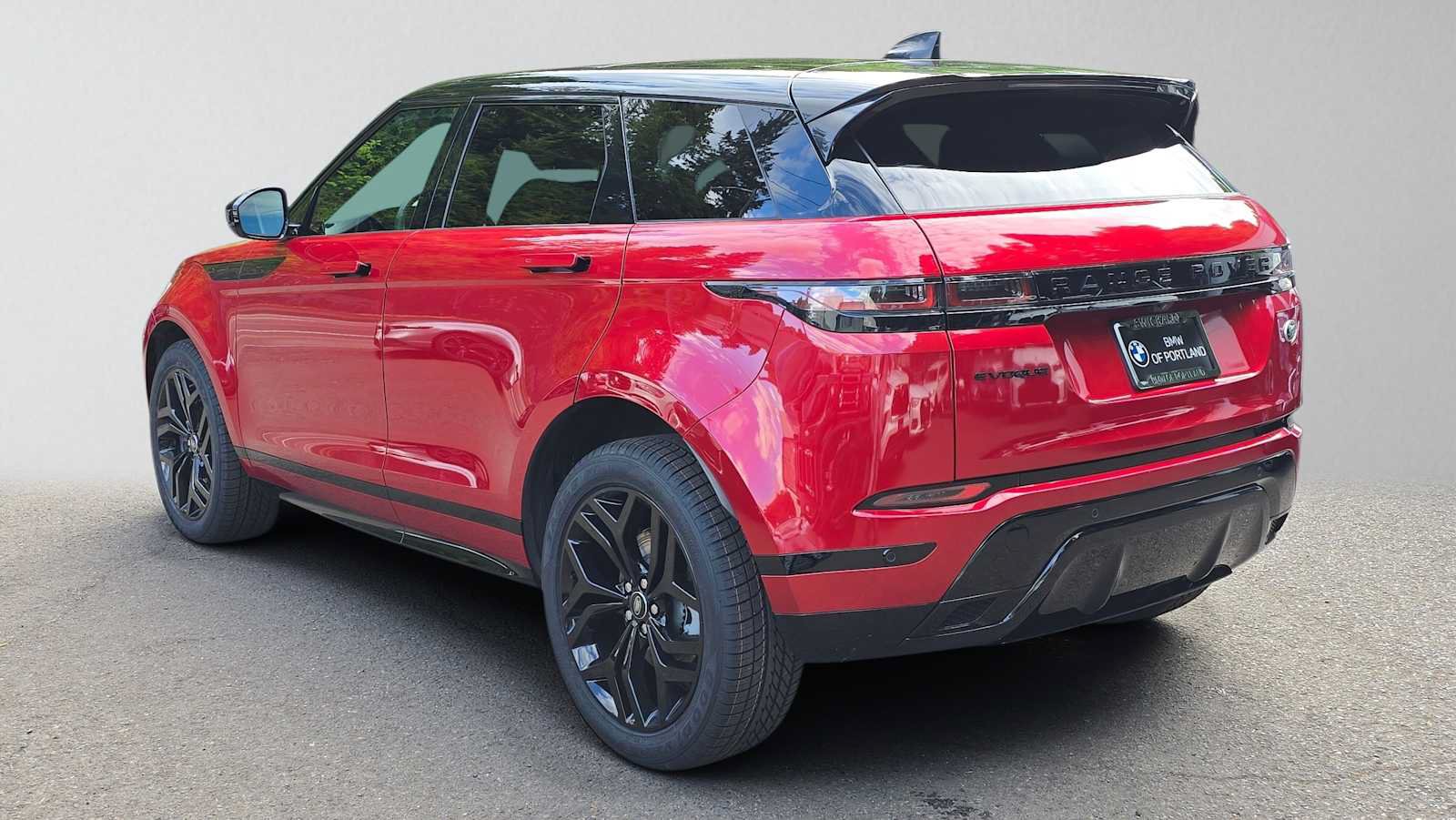 Used 2023 Land Rover Range Rover Evoque R-Dynamic SE AWD/4WD image 5