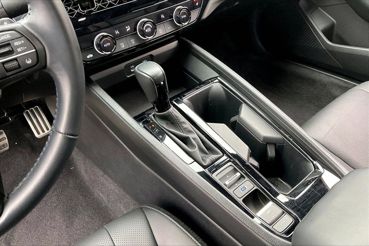 Used 2023 Honda Accord Sport image 30