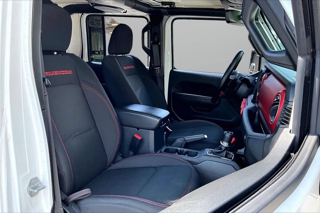 Used 2021 Jeep Gladiator Rubicon AWD/4WD image 23